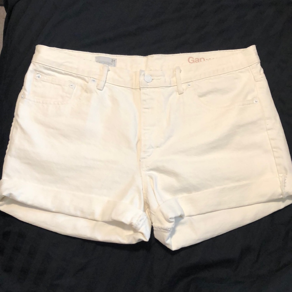 Gap White Sexy Boyfriend Denim Shorts, 31